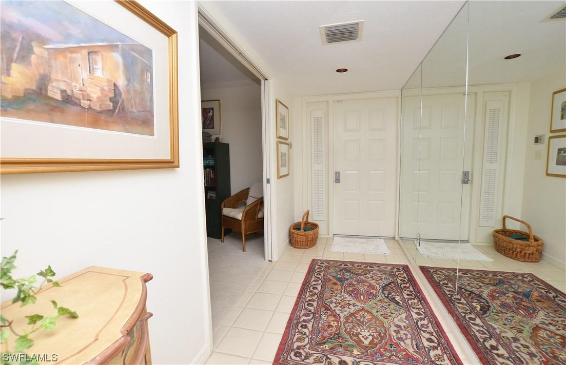 200 Wyndemere Way #105, Naples, FL 34105