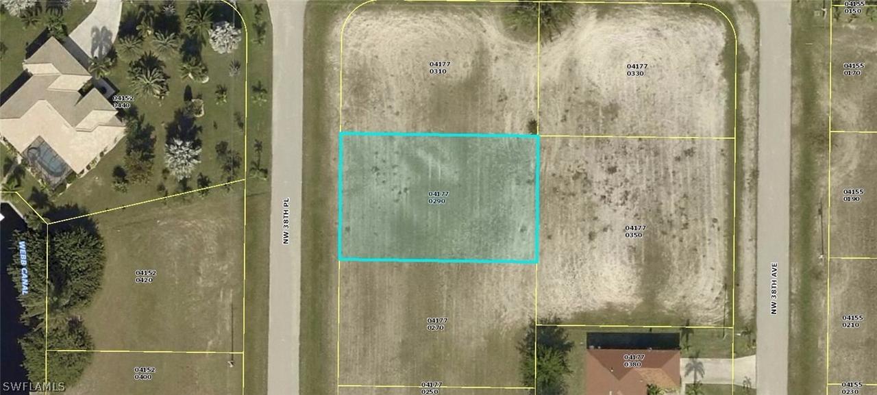 207 NW 38th Pl., Cape Coral, FL 33993