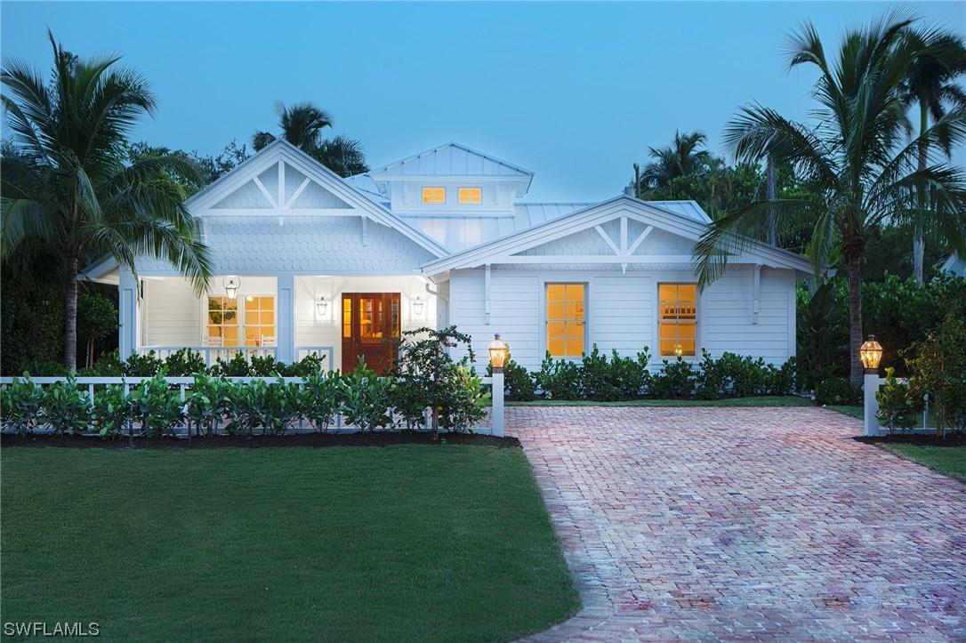 742 11th Ave., Naples, FL 34102