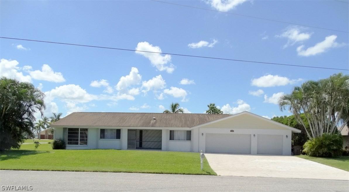2328 SE 27th Ter., Cape Coral, FL 33904
