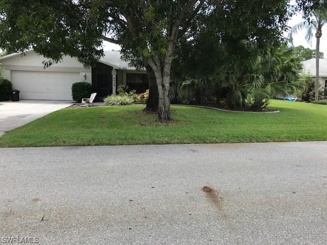 9953 Country Oaks Dr., Fort Myers, FL 33967