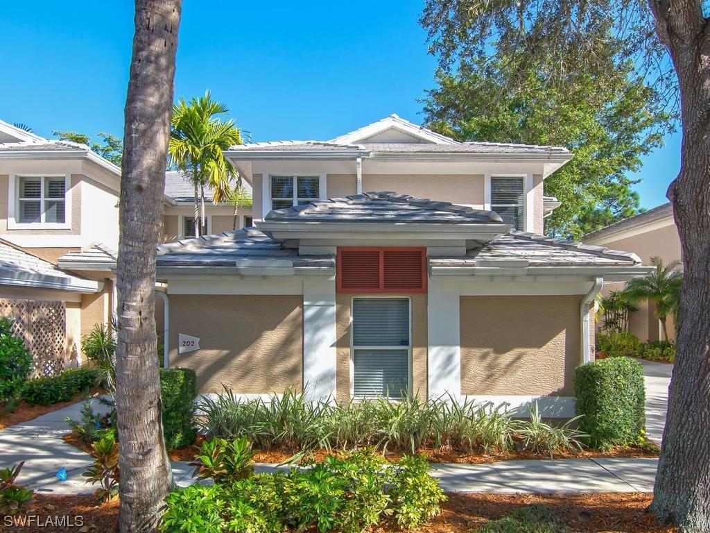 881 Carrick Bend Cir. #202, Naples, FL 34110