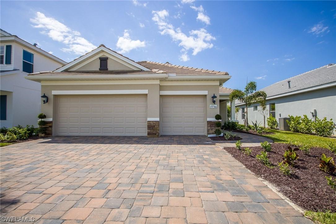 3544 Canopy Cir., Naples, FL 34120