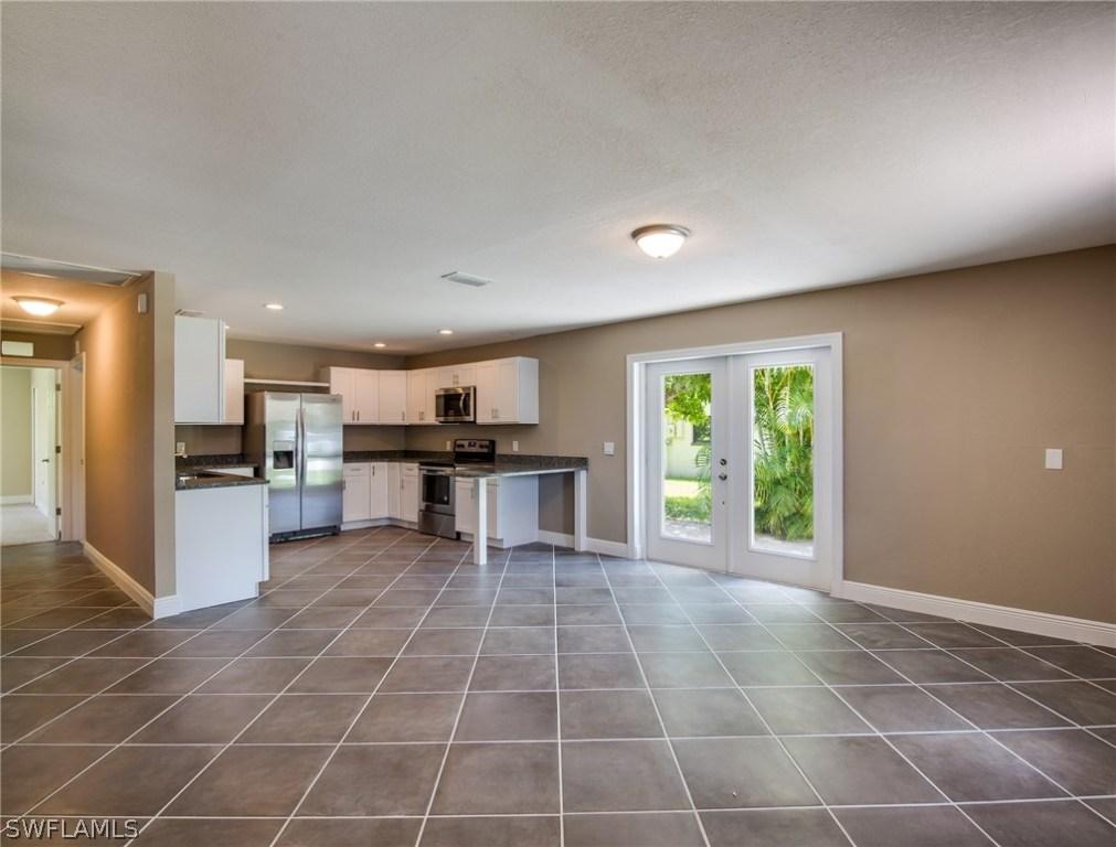 3719 SE 2nd Pl., Cape Coral, FL 33904