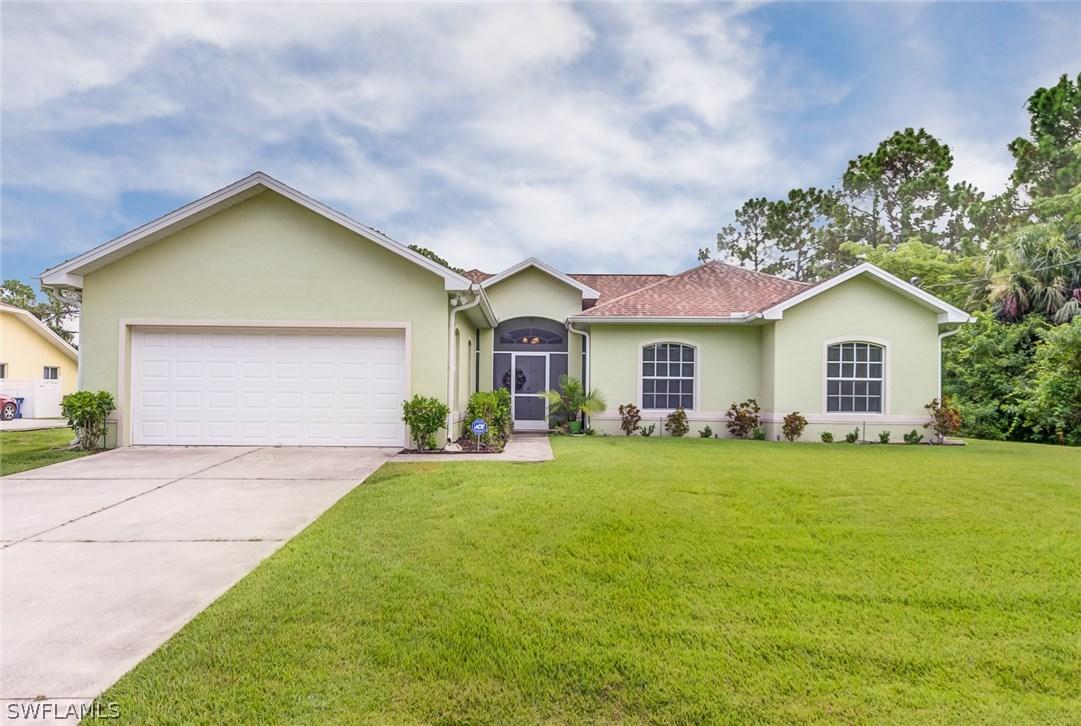 702 Willard Ave., Lehigh Acres, FL 33972
