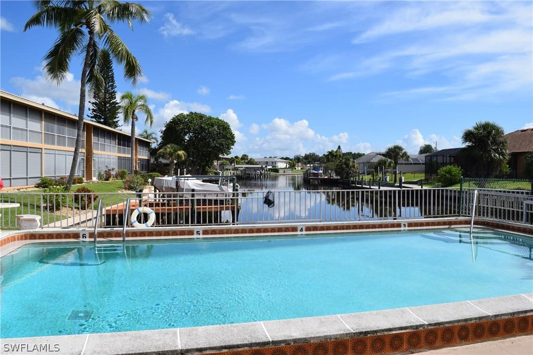 4543 SE 6th Pl. #2D, Cape Coral, FL 33904