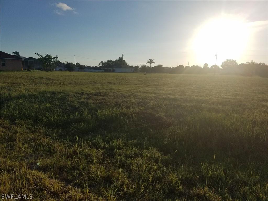 3071 NW 4th Pl., Cape Coral, FL 33993