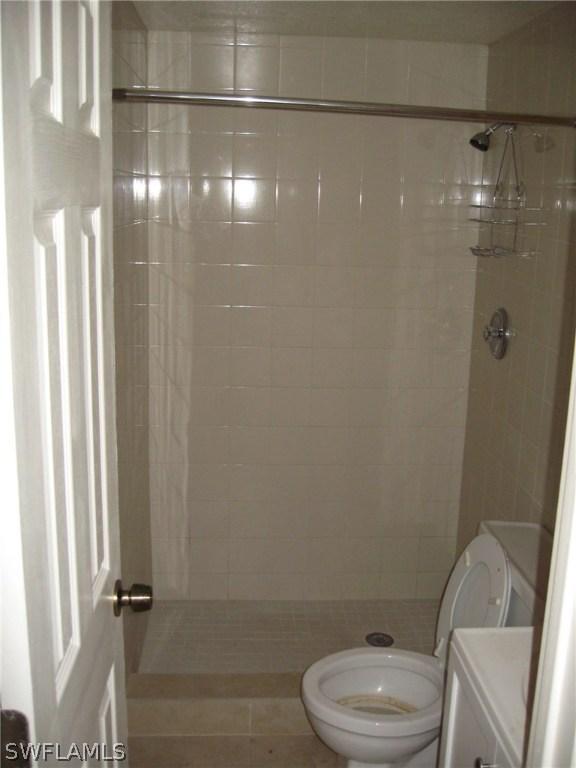 12660 Kenwood Ln. #B, Fort Myers, FL 33907