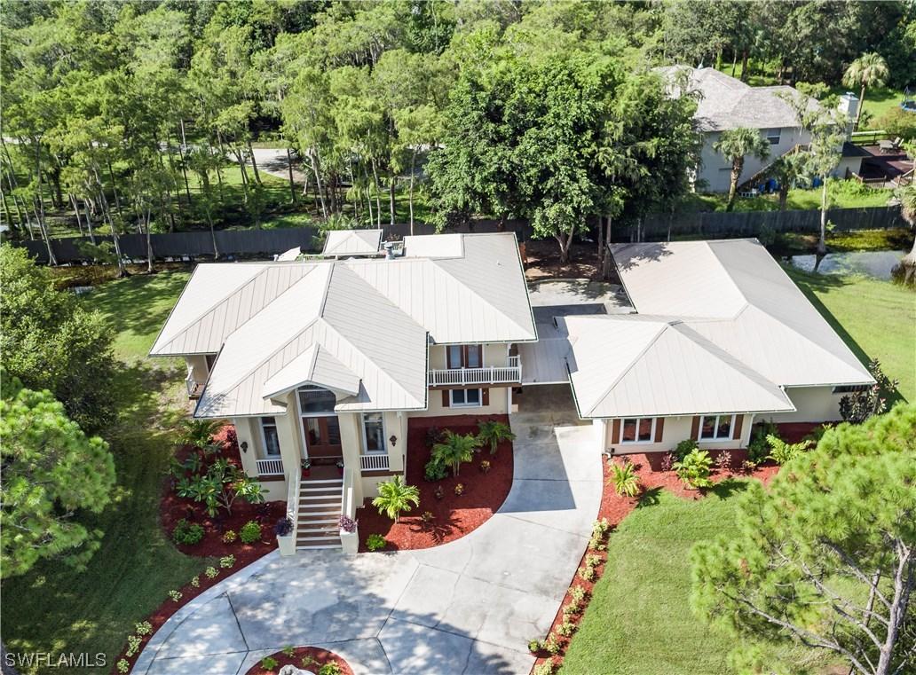 5404 Hickory Wood Dr., Naples, FL 34119