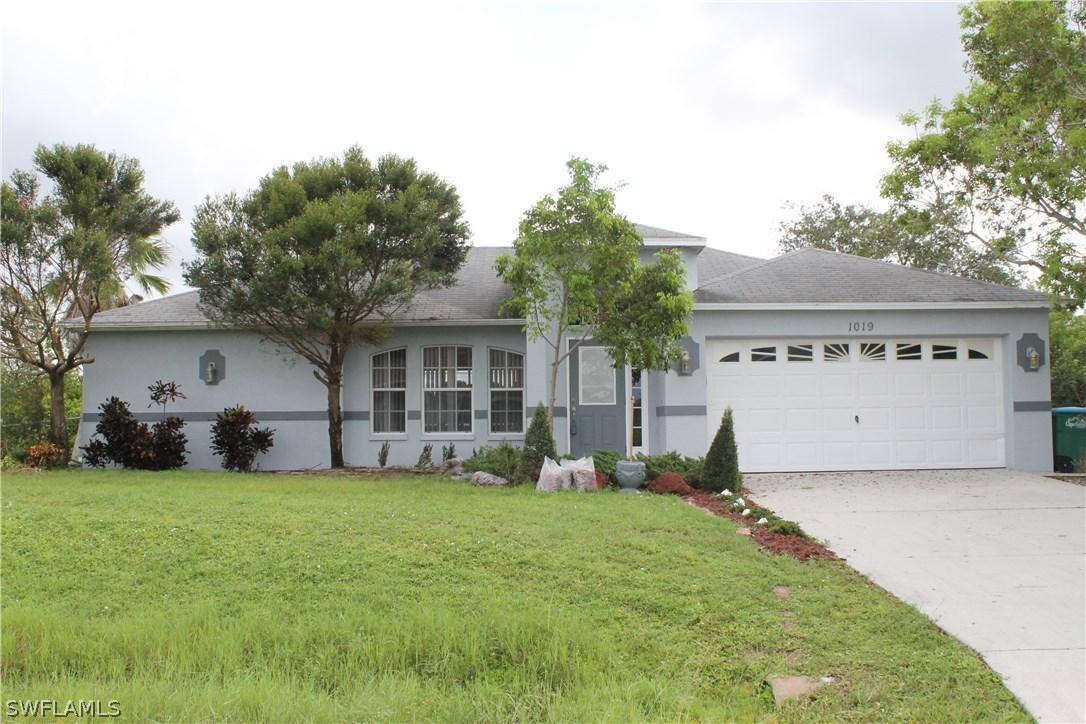1019 NW 15th Pl., Cape Coral, FL 33993