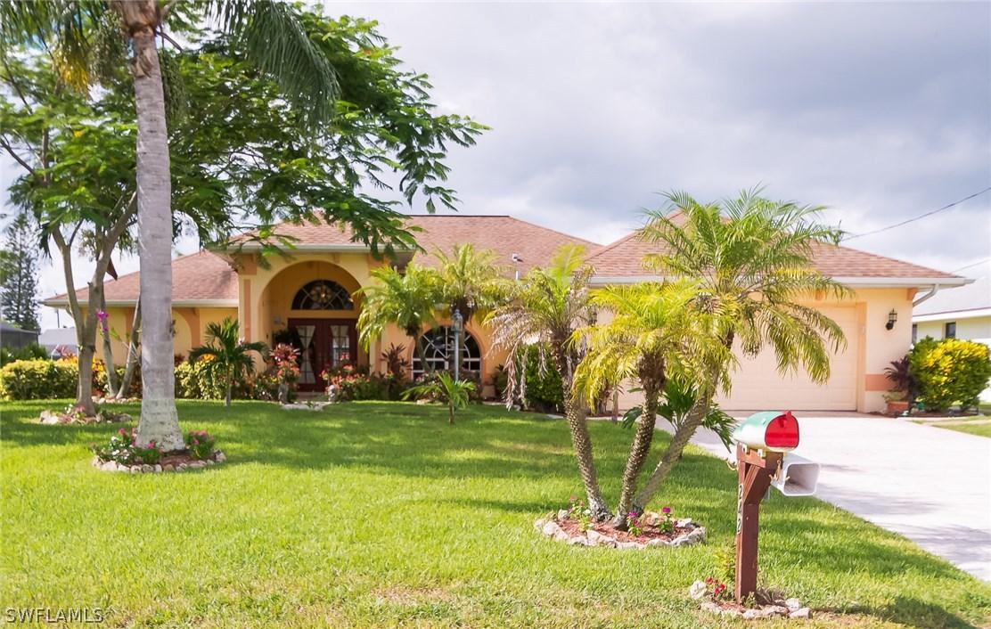 242 SW 37th Ter., Cape Coral, FL 33914