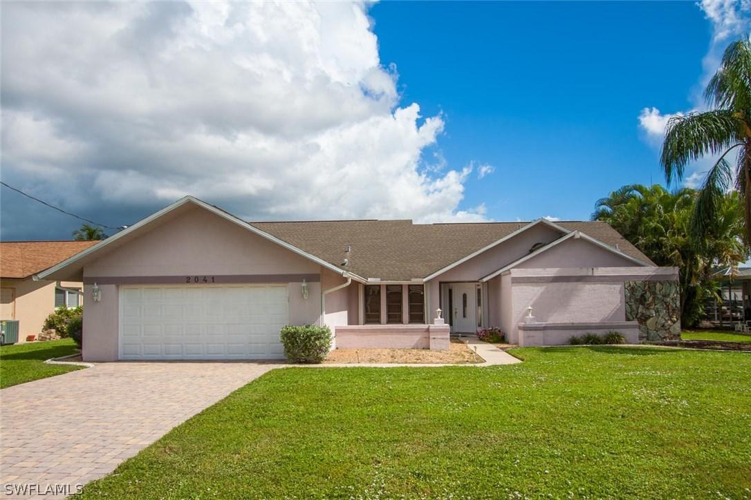 2041 SE 28th St., Cape Coral, FL 33904