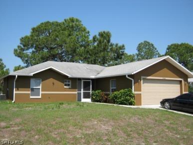 906 Naples Ave., Lehigh Acres, FL 33974