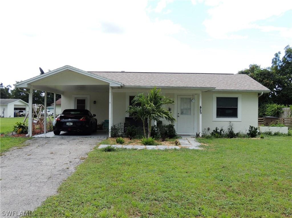 425 Morgan Cir., Lehigh Acres, FL 33936