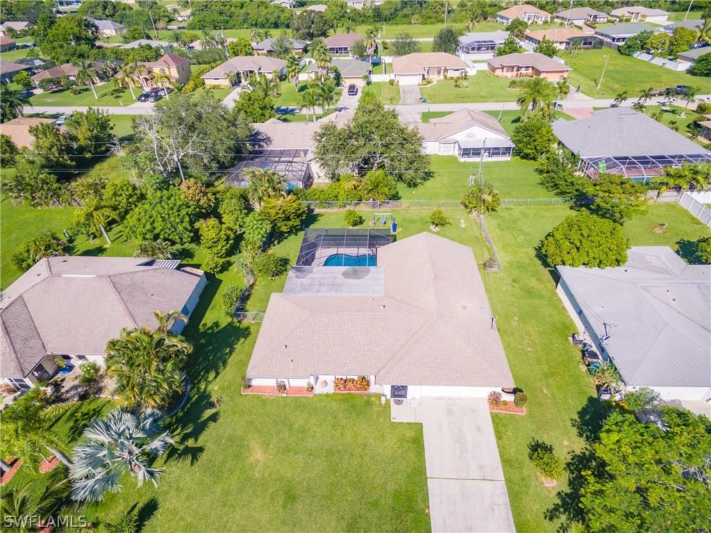110 NE 9th Pl., Cape Coral, FL 33909