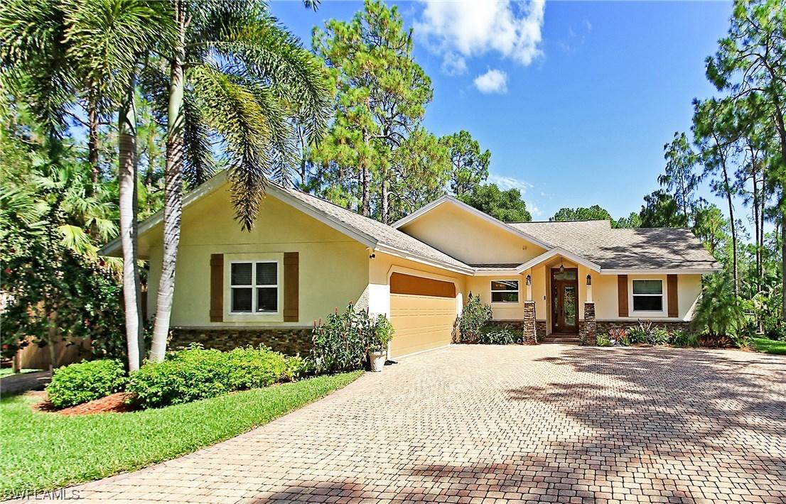 5731 Shady Oaks Ln., Naples, FL 34119