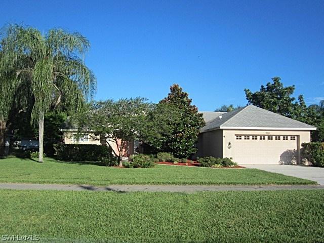 578 Charwood Ave., Lehigh Acres, FL 33974