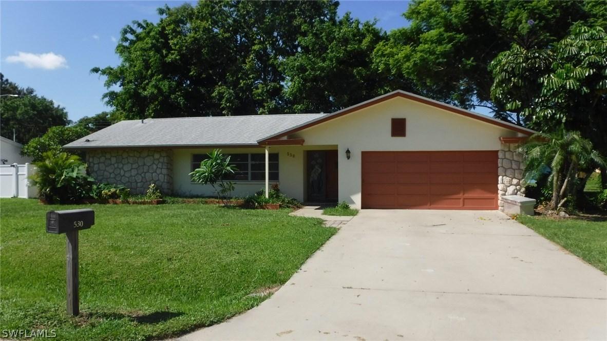 530 Sanford Dr., Fort Myers, FL 33919