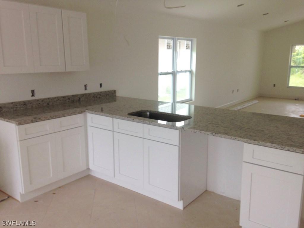 132 6th St., Naples, FL 34113