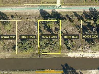 958 Candlelight Dr., Lehigh Acres, FL 33974