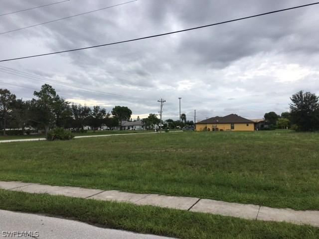 912 SW 39th Ter., Cape Coral, FL 33914