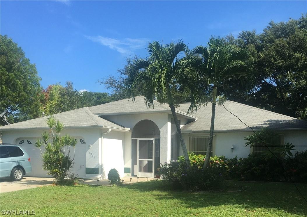 1211 SE 27th Ter., Cape Coral, FL 33904