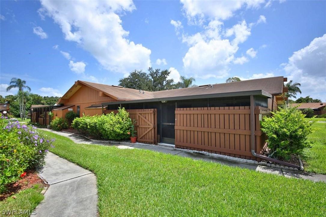 15435 Crystal Lake Dr., North Fort Myers, FL 33917