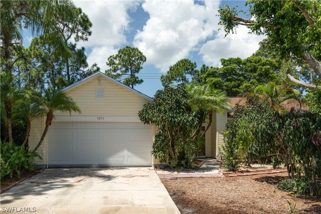 9830 Country Oaks Dr., Fort Myers, FL 33967