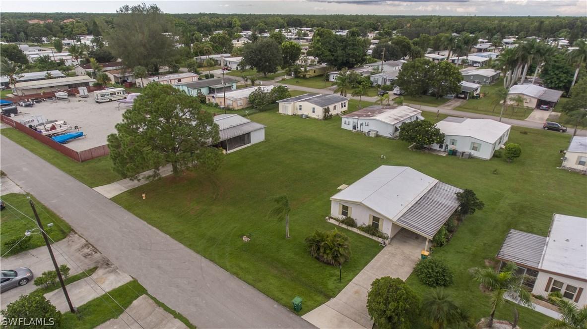 131 Islamorada Ln., Naples, FL 34114