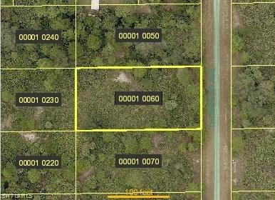 417 Thompson Ave., Lehigh Acres, FL 33972