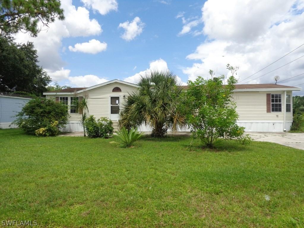 2521 Gail Helen Ct., North Fort Myers, FL 33917