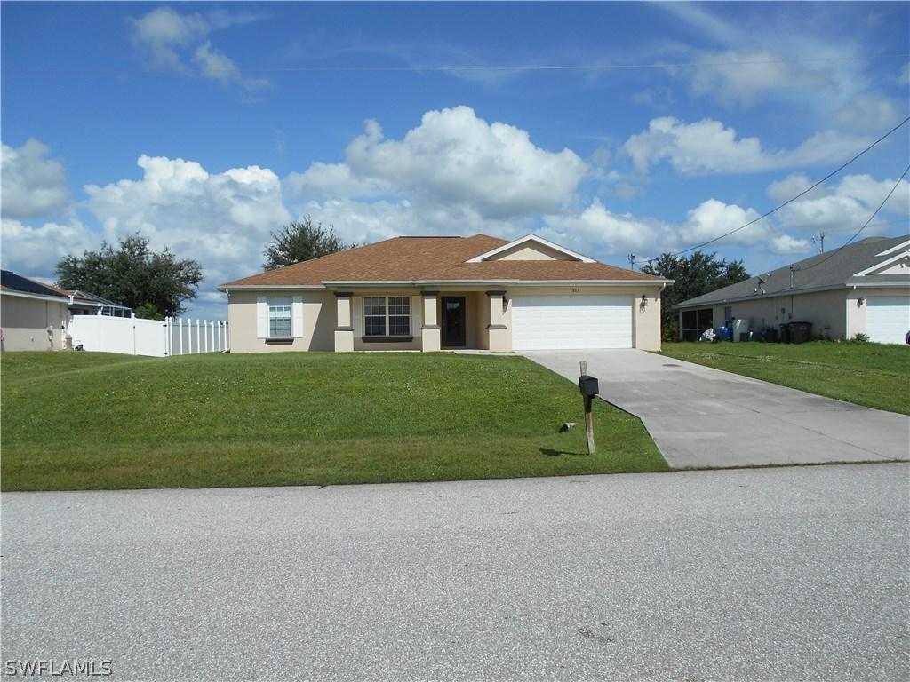 1805 NW 16th Pl., Cape Coral, FL 33993