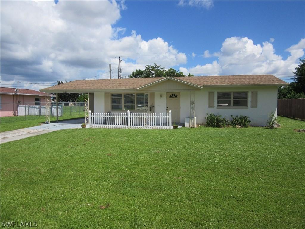 811 Alcala Ave., Lehigh Acres, FL 33936