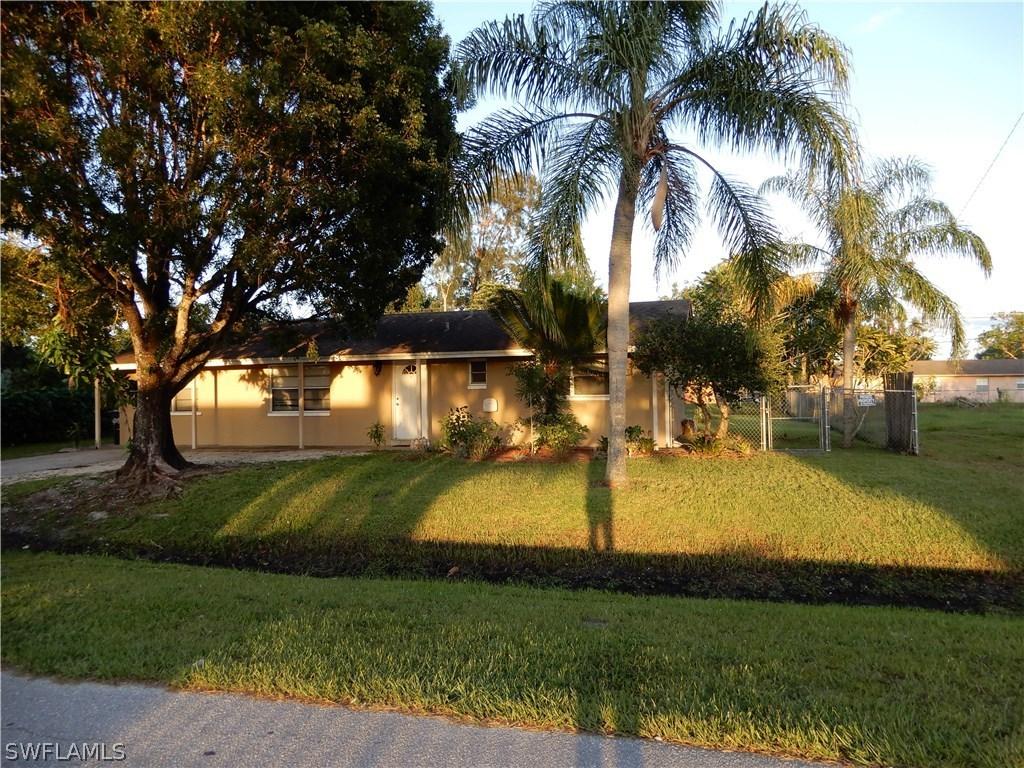 1427 Heiman Ave., Fort Myers, FL 33905