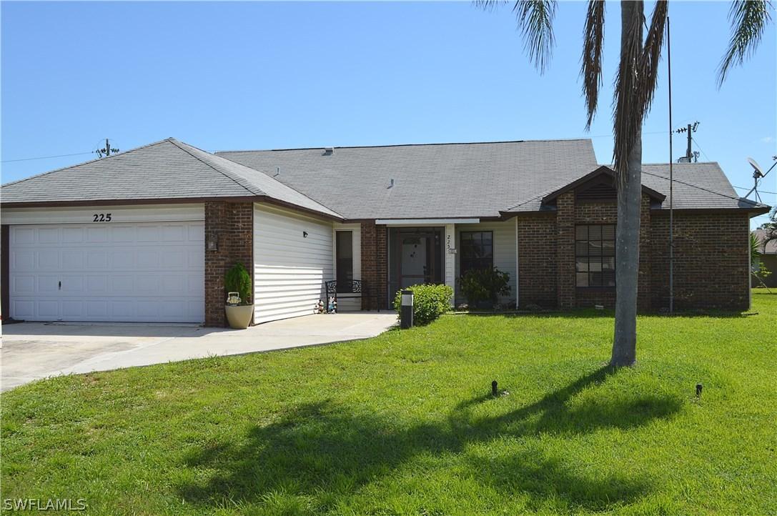 225 NE 13th Ave., Cape Coral, FL 33909