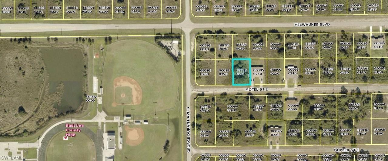 843 Motel St., Lehigh Acres, FL 33974