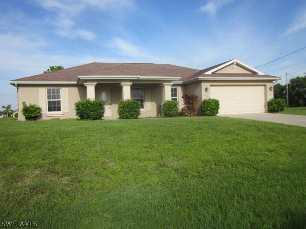 128 SW 10th Pl., Cape Coral, FL 33991