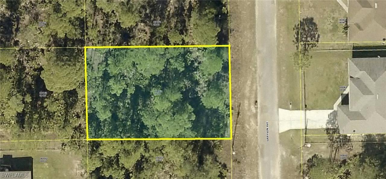 2007 Grayson Ave., Alva, FL 33920