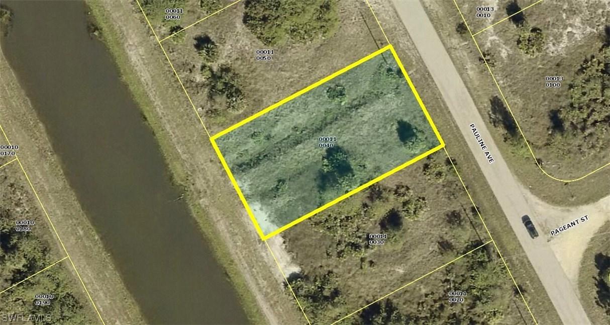 332/334 Pauline Ave., Lehigh Acres, FL 33974