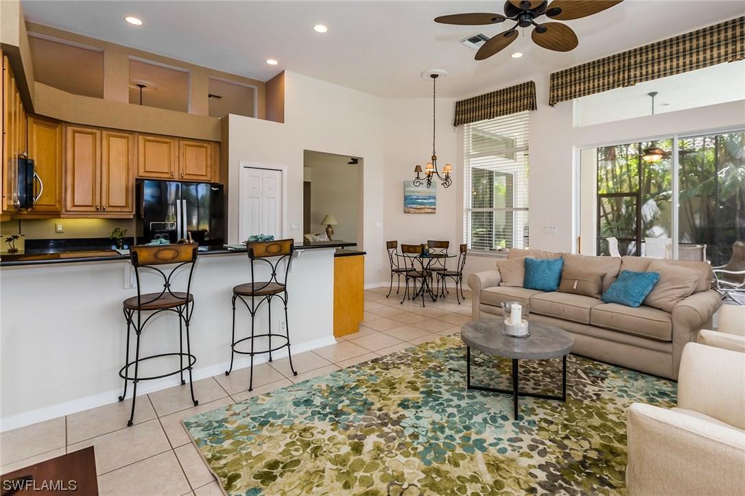 8586 Pepper Tree Way, Naples, FL 34114