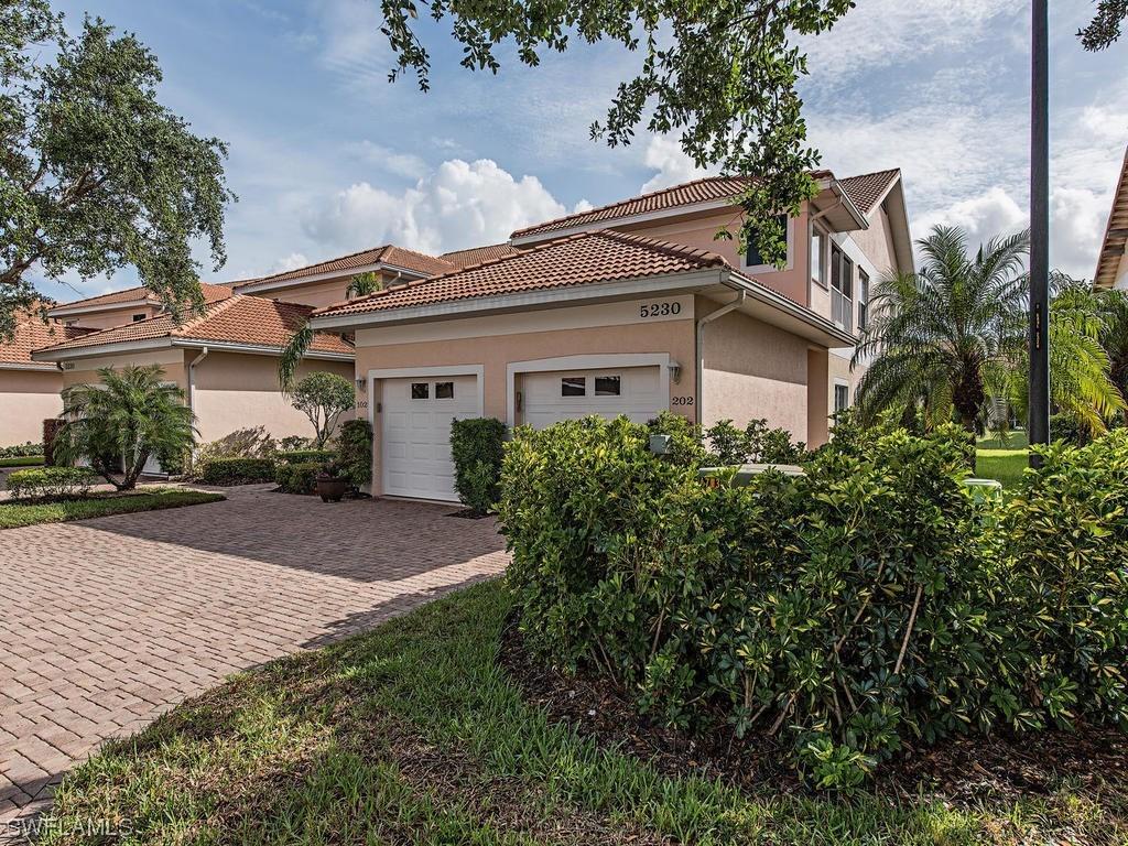 5230 Birmingham Dr. #202, Naples, FL 34110