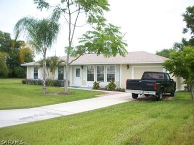 127 SW 19th Ln., Cape Coral, FL 33991