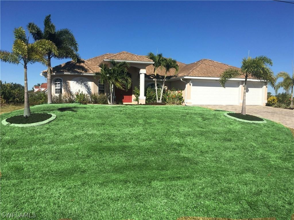 901 NW 8th Ter., Cape Coral, FL 33993