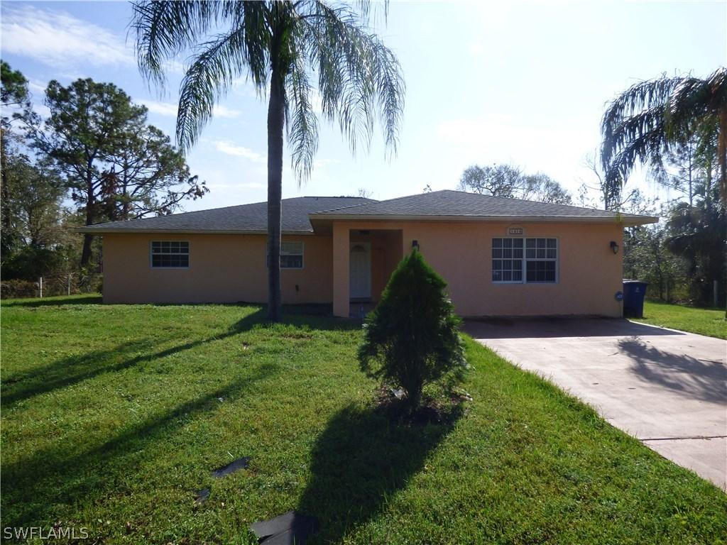 1414 Mcarthur Ave., Lehigh Acres, FL 33972