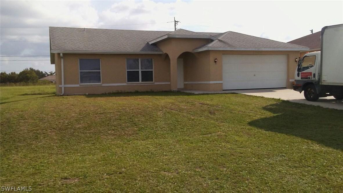 1704 NE 11th St., Cape Coral, FL 33909