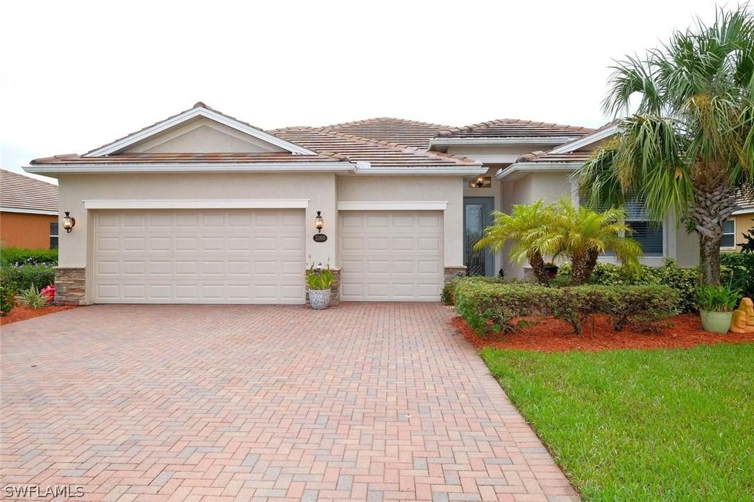 3100 Sagittaria Ln., Alva, FL 33920