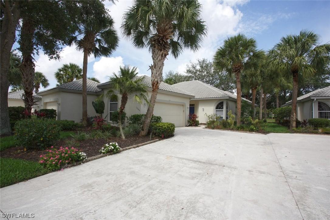 12246 Championship Cir., Fort Myers, FL 33913