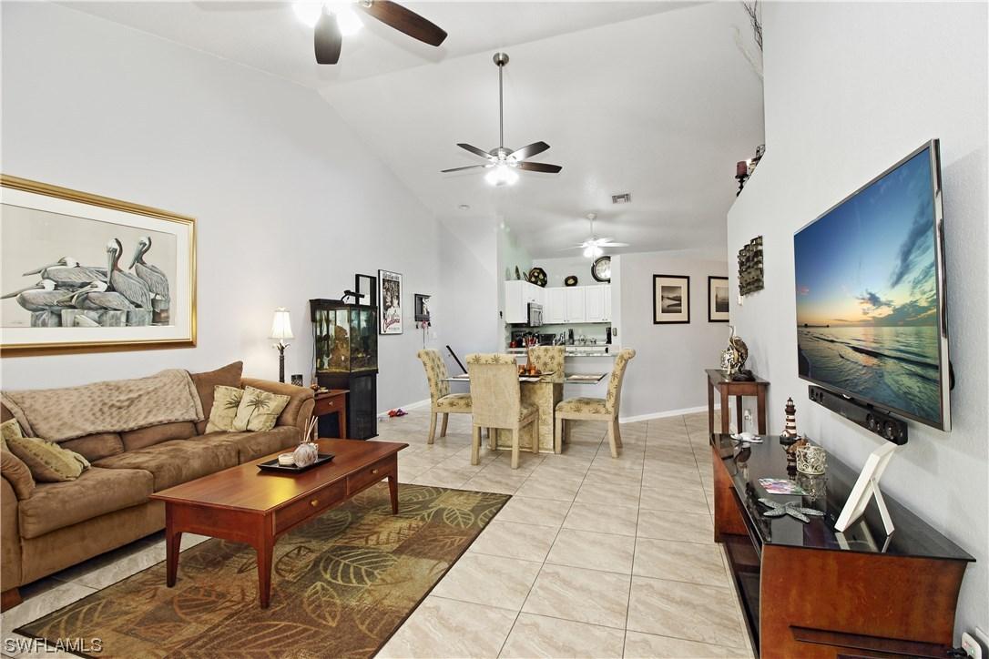 1140 Partridge Cir. #201, Naples, FL 34104