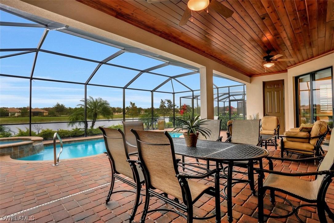 12565 Fenhurst Way, Naples, FL 34120