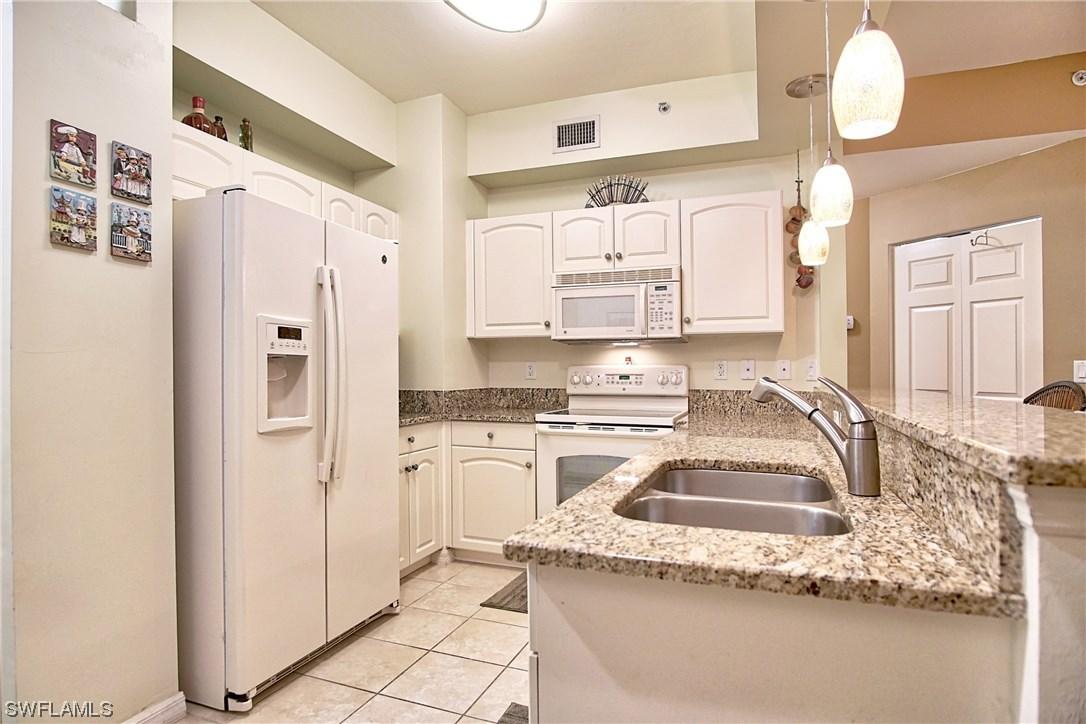 1077 Winding Pines Cir. #105, Cape Coral, FL 33909